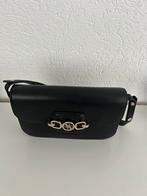 Guess Schoudertas convertible zwart kleur 28x17x6,5, Ophalen, Zo goed als nieuw, Zwart, Leer