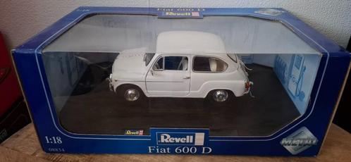 1.18 fiat 600 d, Hobby en Vrije tijd, Modelauto's | 1:18, Zo goed als nieuw, Auto, Revell, Ophalen of Verzenden