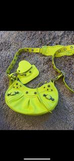 Balenciaga la cagole bag, Sieraden, Tassen en Uiterlijk, Tassen | Damestassen, Ophalen of Verzenden, Zo goed als nieuw, Geel, Schoudertasje