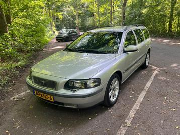 Volvo V70 2.4 170PK AUT 2003 Grijs beschikbaar voor biedingen