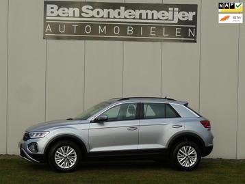 Volkswagen T-Roc 1.0 TSI Life Navigatie/clima/trekhaak/ geen beschikbaar voor biedingen