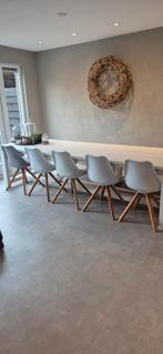Eettafelstoelen stoel 4x wit 1x grijs kuipstoel, Ophalen, Gebruikt