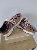 Michael kors sneakers nieuw, Kleding | Dames, Schoenen, Ophalen of Verzenden, Zo goed als nieuw, Sneakers of Gympen