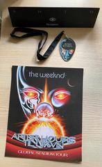 The Weeknd AHTD tour poster & VIP badge, Verzenden, Nieuw, Rechthoekig Staand, Muziek