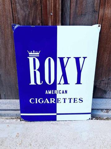 Top emaille bord Roxy American Cigarettes. beschikbaar voor biedingen