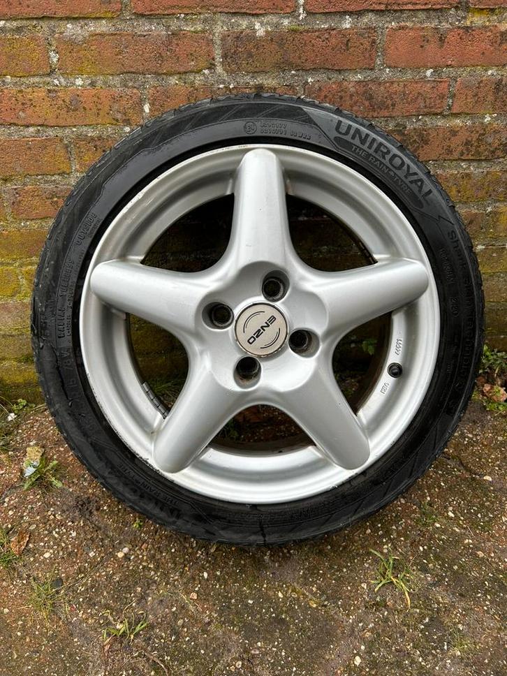 Toyota Aygo lichtmetalen velgen 195-45-15 set van 4!, Auto-onderdelen, Banden en Velgen, Banden en Velgen, Zomerbanden, 15 inch