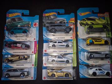 Partij hotwheels 17 stuks zie beschrijving  beschikbaar voor biedingen