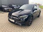 Mercedes-Benz GLA 200 AMG 163pk 7G-DCT 2020 Zwart Pano,, Auto's, Mercedes-Benz, 4 cilinders, Bedrijf, SUV of Terreinwagen, 1332 cc