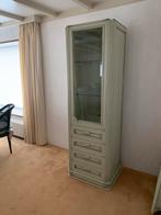 Green washed vitrinekast, Huis en Inrichting, Kasten | Vitrinekasten, Ophalen, 50 tot 100 cm, Zo goed als nieuw, 150 tot 200 cm