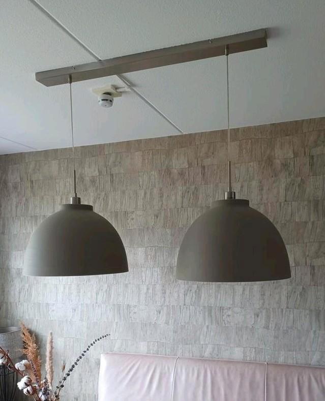 Hanglamp met 2 kappen, Huis en Inrichting, Lampen | Hanglampen, Zo goed als nieuw, Metaal, Ophalen