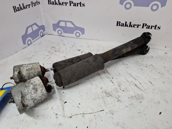 Schokdemper set van een Audi A4, Auto-onderdelen, Ophanging en Onderstel, Audi, Gebruikt, 3 maanden garantie