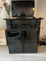 Zwart kastje met plankjes en glazen deuren, Huis en Inrichting, Ophalen, 100 tot 150 cm, 50 tot 100 cm, 25 tot 50 cm