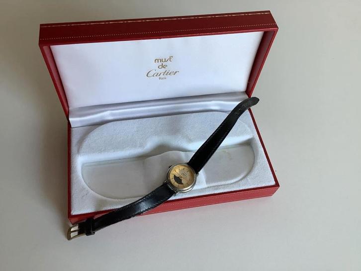 faux cartier Must horloge, Sieraden, Tassen en Uiterlijk, Horloges | Dames, Gebruikt, Polshorloge, Overige merken, Staal, Leer