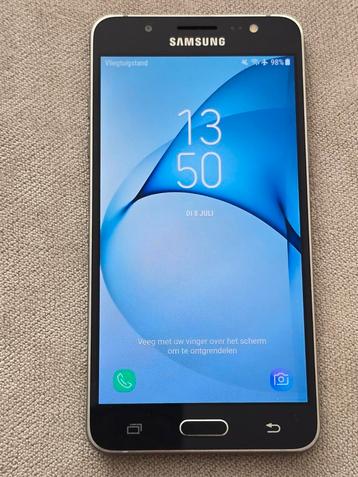 Samsung Galaxy j5 telefoon smartphone zo goed als nieuw beschikbaar voor biedingen
