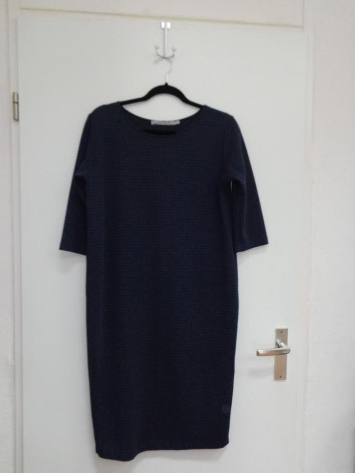 La fee maraboutee jurk blauw zwart, maat 2, 3/4 mouw, Kleding | Dames, Jurken, Zo goed als nieuw, Maat 38/40 (M), Blauw, Knielengte