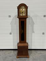 Mooie staande klok, Ophalen