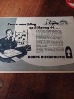 Advertentie korps Rijkspolitie zware aanrijding 1960, Verzamelen, Ophalen of Verzenden, Landmacht, Nederland, Embleem of Badge