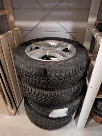 Seat Mii winterbanden 175/65R14 met lichtmetalen velg beschikbaar voor biedingen