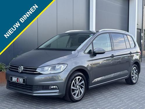 Volkswagen Touran 1.5 TSI Highline DSG TREKHAAK NAVI ACC ECC, Auto's, Volkswagen, Bedrijf, Touran, ABS, Achteruitrijcamera, Adaptive Cruise Control
