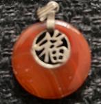 Chinese hanger met agaat en vergulde ring, Verzenden