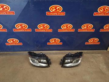 Scania Koplampen nieuw Led R + L beschikbaar voor biedingen