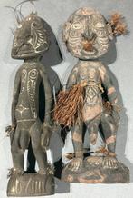Twee geestfiguren uit het sepik mannenhuis papoea NG, Antiek en Kunst, Ophalen of Verzenden
