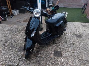 Agm vx50 Hoogglans zwart beschikbaar voor biedingen