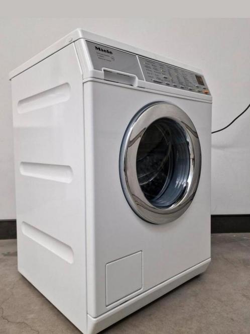Nette Miele SoftCare 111-edition wasmachine A ++, Witgoed en Apparatuur, Wasmachines, Zo goed als nieuw, 8 tot 10 kg, Minder dan 85 cm