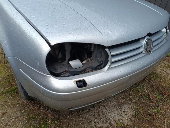 LA7W VW Golf 4 plaatwerk onderdelen, Auto-onderdelen, Carrosserie en Plaatwerk, Motorkap, Volkswagen, Voor, Rechts, Gebruikt, Ophalen