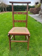 Houten bidstoel met rieten zitting, Ophalen