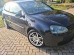 Volkswagen Golf 1.6 16V FSI 85KW 3D 2004 Zwart, Auto's, Voorwielaandrijving, 4 cilinders, 620 kg, Zwart
