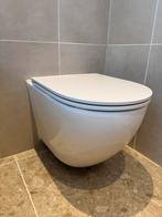 Nieuwe Randloos Hangtoilet incl Soft Close Bril, Doe-het-zelf en Verbouw, Sanitair, Ophalen, Nieuw, Toilet