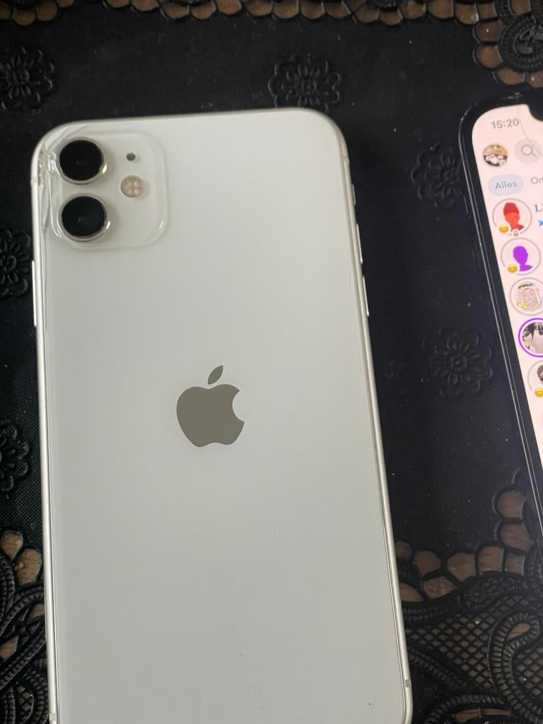 iPhone 11 - 83% Batterij, Barst bij Camera, Telecommunicatie, Mobiele telefoons | Apple iPhone, Ophalen, Gebruikt, IPhone 11
