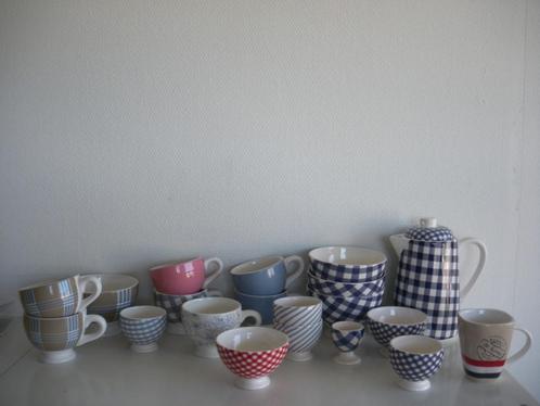 Marieke at home servies, Huis en Inrichting, Keuken | Servies, Zo goed als nieuw, Kom(men), Overige stijlen, Ophalen of Verzenden