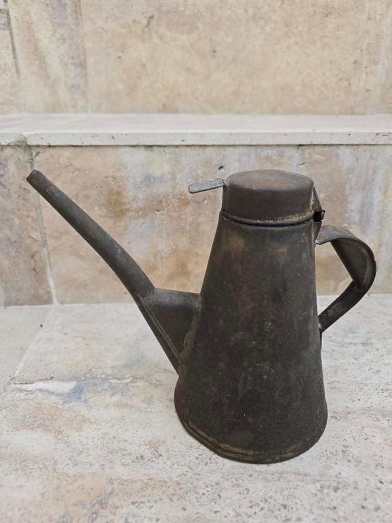 Prachtige antieke Franse Olie kan uit garage bedrijf €25, Antiek en Kunst, Antiek | Gereedschap en Instrumenten, Ophalen of Verzenden