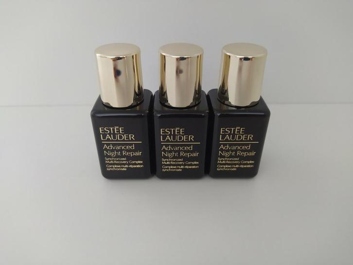 Nieuw Estee Lauder Advanced Night Repair 15 ml, Sieraden, Tassen en Uiterlijk, Uiterlijk | Gezichtsverzorging, Nieuw, Ophalen of Verzenden