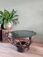Vintage rotan manou salontafel met glasplaat van rookglas, Ophalen, Gebruikt, 50 tot 100 cm, 50 tot 100 cm