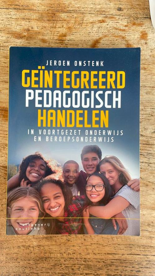 Jeroen Onstenk - Geïntegreerd pedagogisch handelen, Boeken, Wetenschap, Zo goed als nieuw, Sociale wetenschap, Ophalen of Verzenden