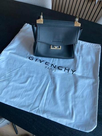 Givenchy Paris Mystic Bag Designer tas beschikbaar voor biedingen