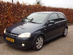 Opel Corsa 1.2-16V Essentia NWE APK AIRCO, Auto's, Voorwielaandrijving, 450 kg, Gebruikt, 4 cilinders