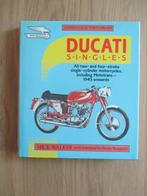 Ducati Singles. All Two and Four stroke single cylinder, Ophalen of Verzenden, Gelezen, Mick Walker, Merk of Model
