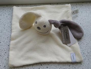 Knuffeldoek konijn konijntje merk Funnies creme badstof beschikbaar voor biedingen