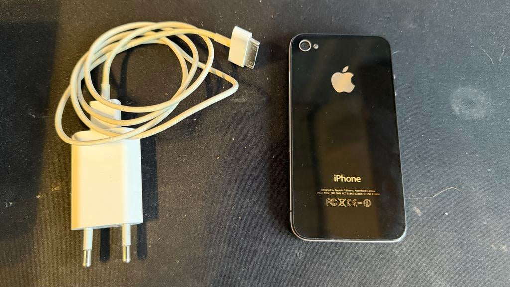 iPhone 4 8GB - Inclusief oplader, Telecommunicatie, Mobiele telefoons | Apple iPhone, Gebruikt, Ophalen of Verzenden, 8 GB, Zonder simlock