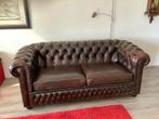 Chesterfield bank – Donkerbruin leer (2-zits), Huis en Inrichting, Ophalen, Gebruikt, 150 tot 200 cm, Chesterfield