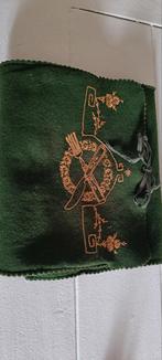 Geborduurde vilten bestek houder., Ophalen, Zo goed als nieuw