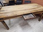 Houten tafel en houten stoelen, Ophalen
