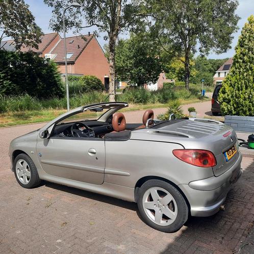Peugeot 206  CC 1.6,16 V, Auto's, Peugeot, Particulier, Benzine, Cabriolet, Geïmporteerd, Zilver of Grijs, Ophalen