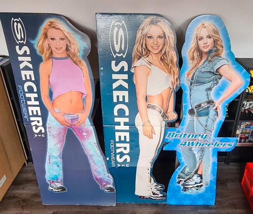 3x Sketchers "life-size" Display (Britney Spears), Verzamelen, Muziek, Artiesten en Beroemdheden, Zo goed als nieuw, Gebruiksvoorwerp