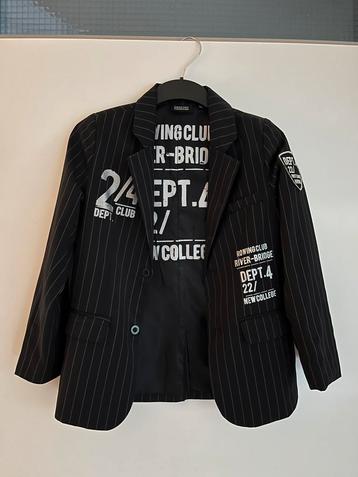 Colbert jasje maat 140-146 beschikbaar voor biedingen