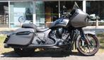 Indian Challenger dark horse + Jekill & Hyde uitlaat, Motoren, Motoren | Overige merken, Indian Motorcycle, 2 cilinders, Cruise Control